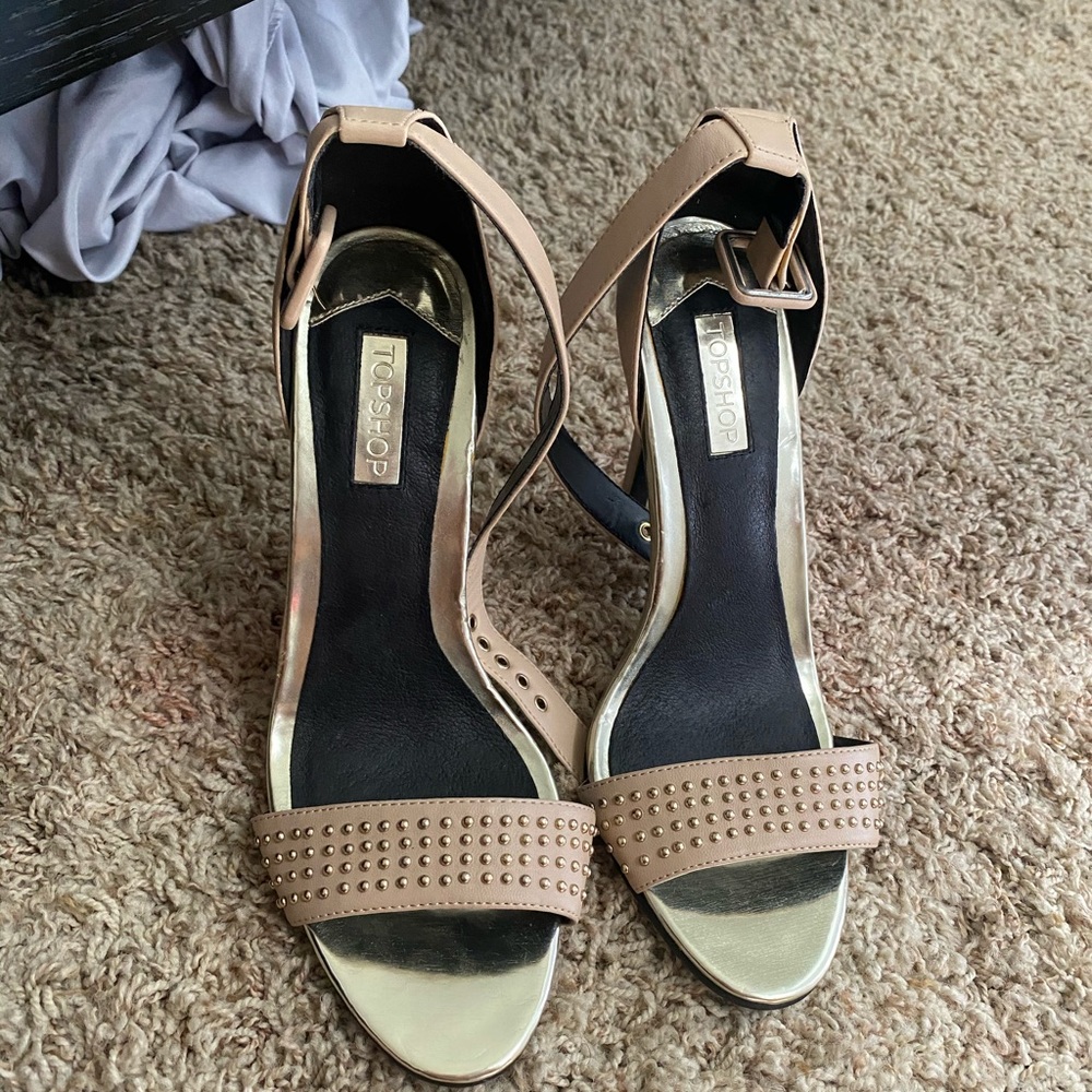 Too shop heels